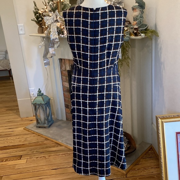 J.Crew 100% SILK A-Line
Dress in Windowpane size 12 - Picture 8 of 9